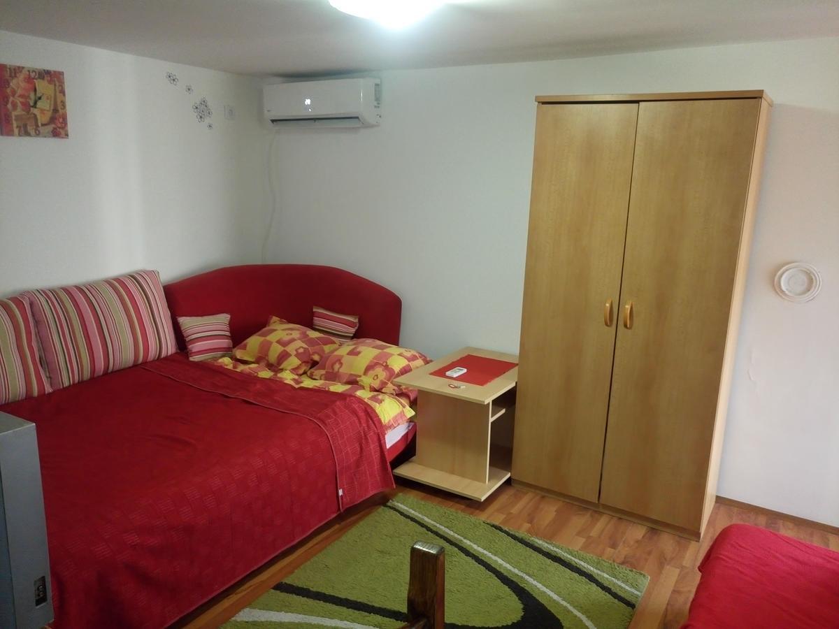 Apartmani Jankovic ヴルドニーク エクステリア 写真