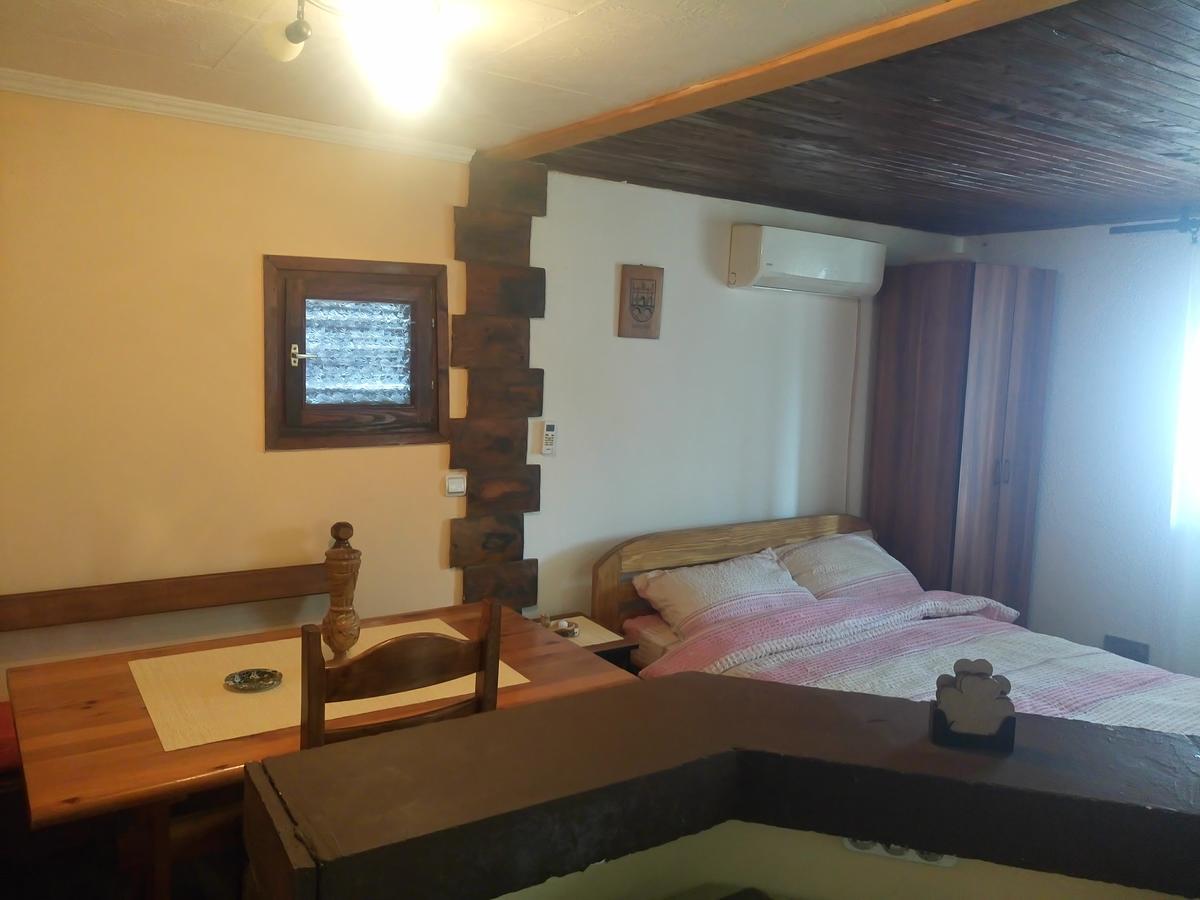 Apartmani Jankovic ヴルドニーク エクステリア 写真