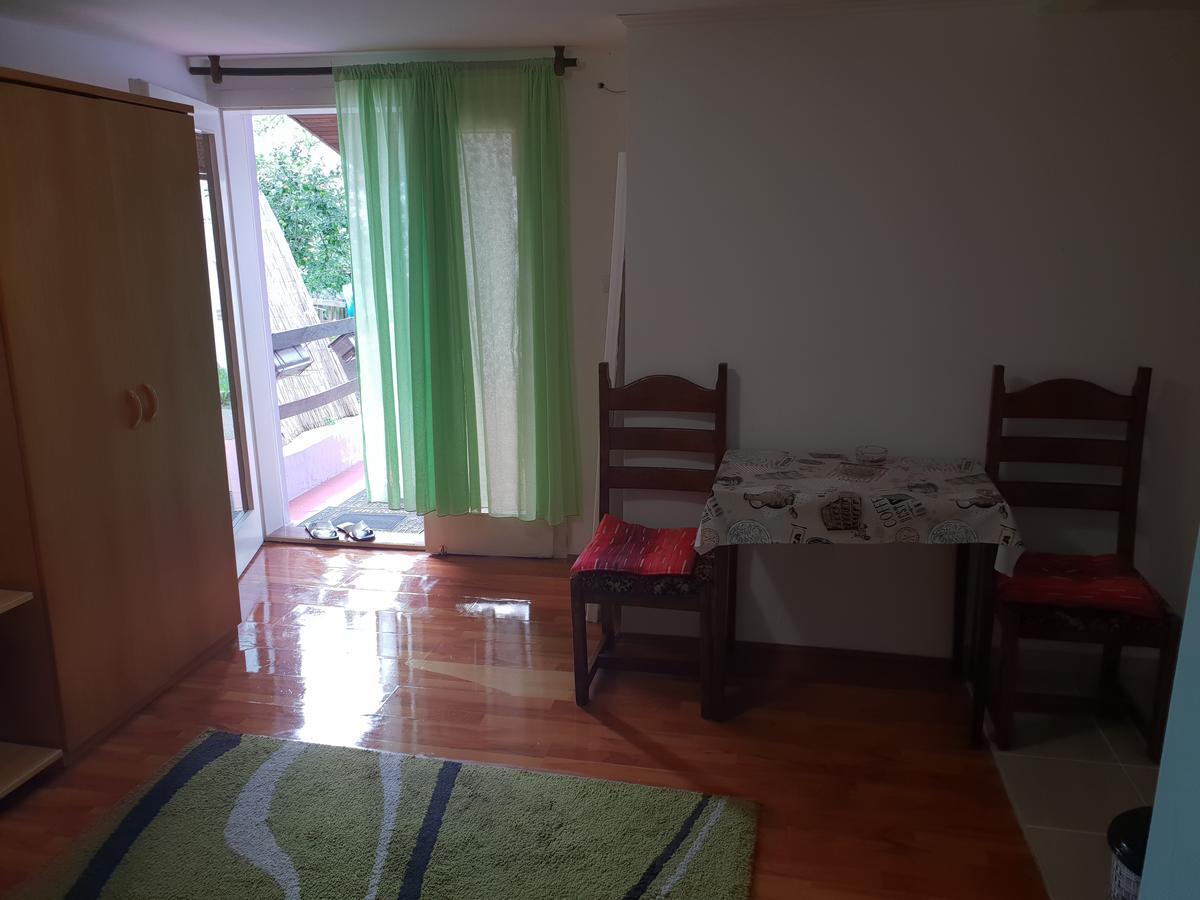 Apartmani Jankovic ヴルドニーク エクステリア 写真
