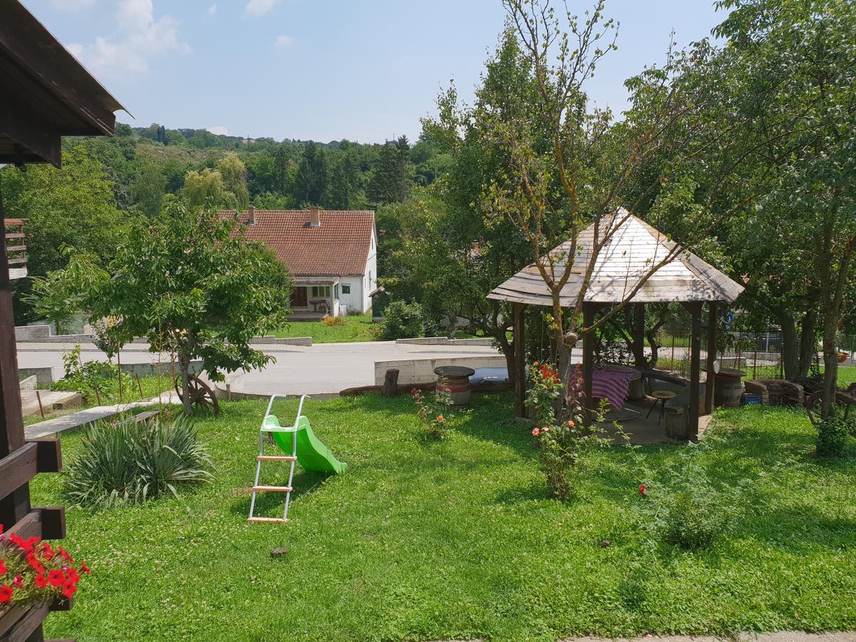 Apartmani Jankovic ヴルドニーク エクステリア 写真